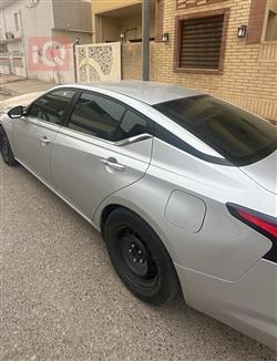 نيسان ألتيما
